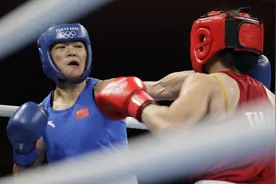 奥运拳击-中国女将谷红5-0击败对手 晋级女子沉量级四强图片