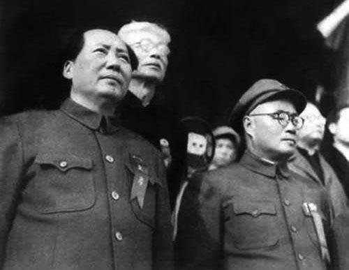 在十大元帅中，蒋介石说：论战术之奇，刘伯承数中国军界一绝