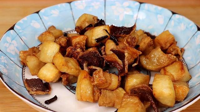 大油怎么炼好吃（猪油怎么熬才香）