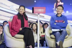 被称为“情感专家”的黄澜，私下却已和丈夫离婚，网友：太可笑图片