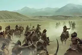 穷则战术穿插，达则给老子炸图片