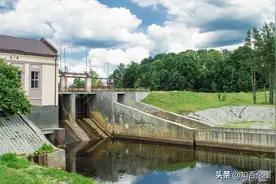 “盖房莫盖背水路，千金难买向南楼”是啥意思？盖房和买房有讲究图片