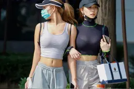 小说：我的公关妻子是全公司最漂亮的女人，每天把我伺候的像大爷图片