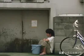 离婚弃子：童年时被家人们当成皮球“踢”，用借贷软件抚养自己图片