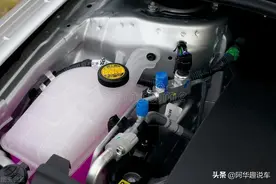 汽车的冷却液什么时候更换好？修理工来告诉你图片