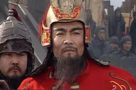 关羽在华容道上，若真杀了曹操会怎样？这三大后果，谁也承担不起图片