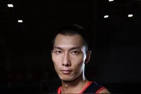 CBA往事：男篮一哥易建联是如何戒掉他的抽烟恶习的？图片