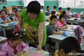 资深班主任：长大会有出息的学生，在班级的成绩多半是这个排名图片