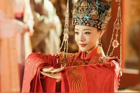 古人也怕秃头，男子经常美容，化妆都是小意思图片