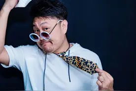 实力歌手-“萌叔”成学迅《傻得很潇洒》粤语来袭图片