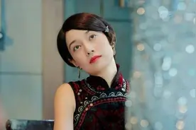 曾经热恋导演，离婚后与“小鲜肉”街头亲密，马伊琍真活出自我？图片