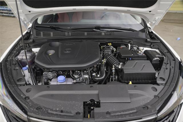 为何说买长安逸动PLUS要选1.4T，多花1万上顶配，值吗？