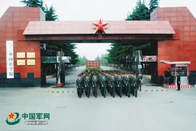 巅峰时刻，河南曾存在7所军事院校，目前仅剩下1所本部在河南图片