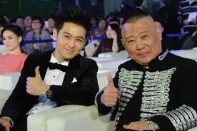 这些NPC是同龄人？是同岁却像隔辈，玩家：比林志颖郭德纲都离谱图片