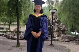 从大学老师到TOP保险经纪人图片