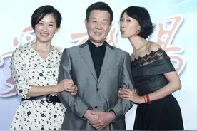 坐拥双妻的寇世勋：两个妻子和谐背后，全靠我楼上楼下来回跑图片