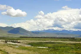 中国这条铁路一旦修好，印度怕是要颤抖了图片