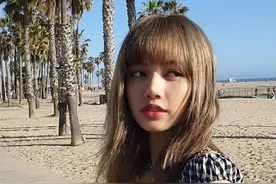 明星穿搭：辣Lisa的时尚穿搭，一“件”腿长，这个夏天就按她穿！图片