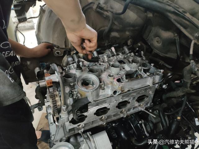 小伙淘了台二手奥迪Q5，不光烧机油还到处漏油，一次修复秒变新机