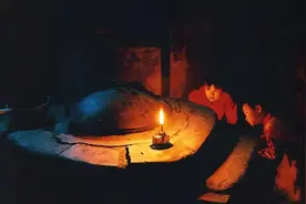 一个养子的悲惨人生（十三）——生母已逝哭断肠，兄妹相认忆亲娘图片
