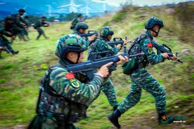 捕歼战斗打响！这场“魔鬼周”训练持续升温图片