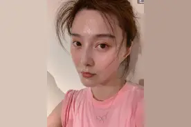 微胖女神也减肥了？范冰冰狂晒健身出汗照，网友：这脸瘦一圈图片