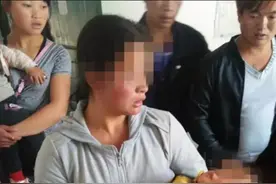 5岁孩子晚上没洗澡，被亲妈踢死：父母的暴脾气，折磨了多少孩子图片