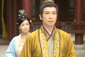 皇帝偶遇当日的救命恩人，问她需要什么赏赐，人家要的皇帝给不起