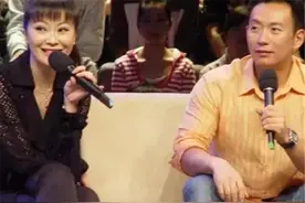 夫妻两人坚持丁克10年，妻子意外怀孕，如今沦为“女儿奴”图片