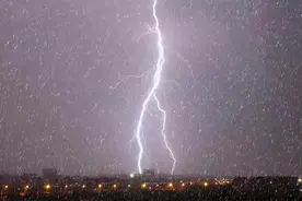 多地出现雪天打雷的罕见现象，俗语“雷打雪，人吃铁”有何寓意？图片