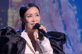 湖南卫视春晚状况百出，黄龄假唱翻车，张翰让观众泪洒现场图片