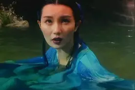 情与欲，隐藏在从白蛇到青蛇的视角转变里 | 文化纵横图片