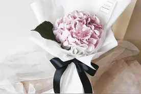 绣球花束，甜到女神心里图片