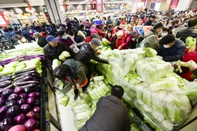 退休大爷开生鲜超市，推出“会员免单”模式，年赚73万，厉害图片