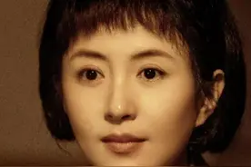 气质女星杨童舒，被误解17年，“隐婚”背后的故事，你知道多少？图片