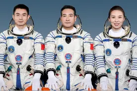 中国第一位女性太空行走者！要去太空给女儿摘星星，太牛太浪漫图片
