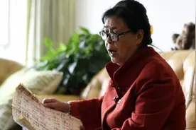 “妈我求你了，回老家去住吧”儿子哀求后，母亲的做法太明智了图片