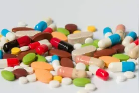 感冒吃药凭感觉，其实后果很严重，这5个用药误区很多人都会犯图片