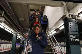 这里是棒球心脏！地下铁串联的相爱相杀！「地域棒球」图片