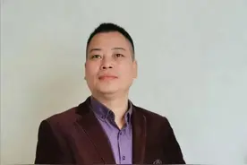 严淞：绘画顶峰见哲学图片