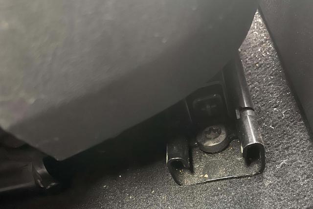 报价100W的兰博基尼盖拉多俩人排队购买？客户：先来后到