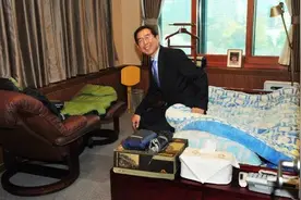 收拾内裤、叫醒服务！死亡首尔市长前秘书披露被性骚扰细节图片