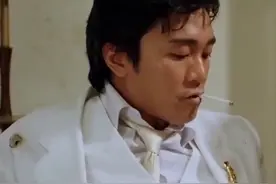 周星驰借鉴其他影片的片段叫做致敬，和抄袭有什么区别视频封面