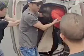 路遇翻车第一时间救人，沙宝亮被赞“正能量”图片