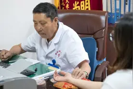 30年扎根乡村，他是生命的守望者 | 身边好人故事图片