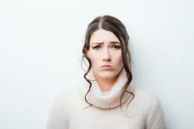 恋爱综艺史上首次素人嘉宾开撕，“直女”大战“绿茶女”，真精彩图片