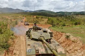 野外驻训苦中乐，驻训官兵勇向前图片