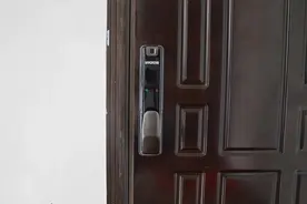 不换锁体，不拆天地钩，超简单无损快装—威克士指纹锁安装记录图片