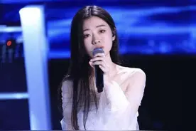 女歌手排行榜：邓紫棋稳居第一名，单依纯成为最大的黑马图片