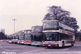 30多年前就那么豪华高端，上世纪80年代的范胡尔公路客车盘点图片